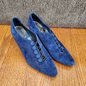American Eagle Outfitters Blue Suede Button Pumps Vintage Sz 7